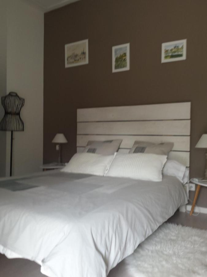 Chambres Des Rosiers Sennevieres Екстер'єр фото